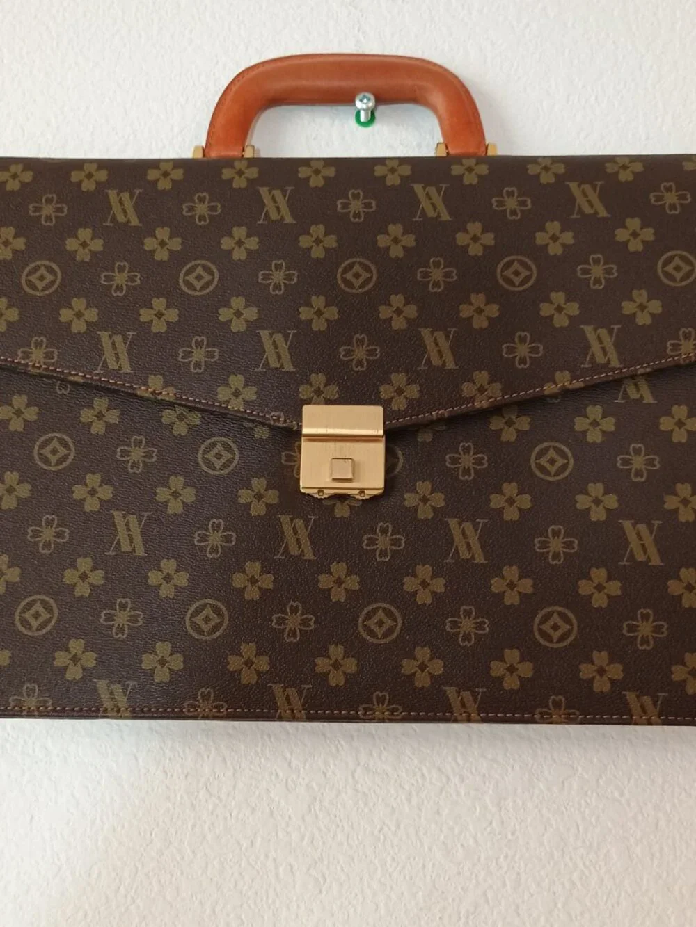 Louis Vuitton Monogram Briefcase Business Bag Portfolio Leather Hard-Sided Docum